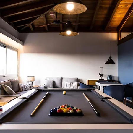 Kyuka Surfclub Hostel Lajares