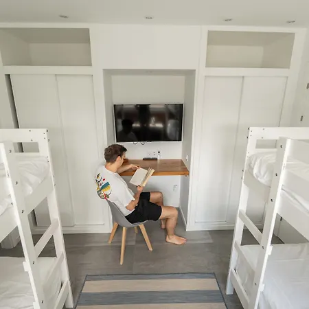 Kyuka Surfclub Hostel *