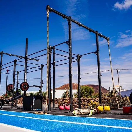 Vandrarhem Kyuka Surfclub Lajares