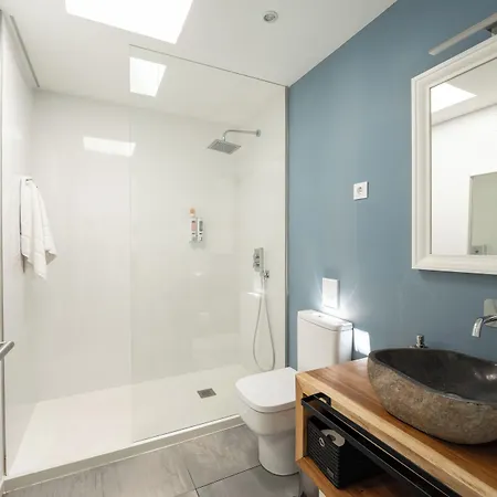 Kyuka Surfclub לאחארס