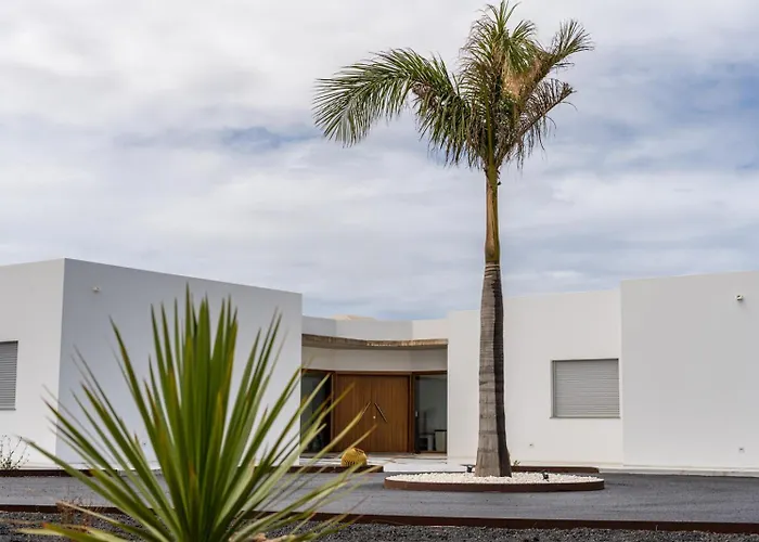 Kyuka Surfclub Hostel Lajares