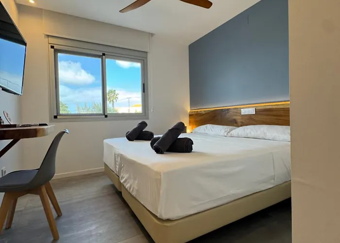 Kyuka Surfclub Hostel Lajares