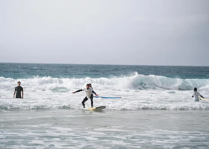 بيت شباب Kyuka Surfclub